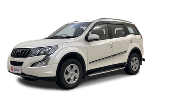 Used 2017 Mahindra XUV500 W6 Diesel Manual Image
