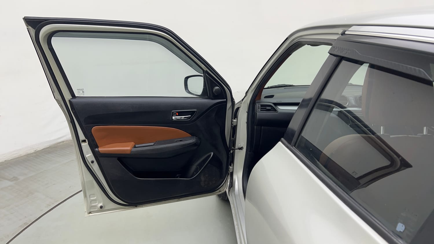 Used 2018 Maruti Suzuki Swift VXi AMT Petrol Automatic interior LEFT FRONT DOOR OPEN VIEW