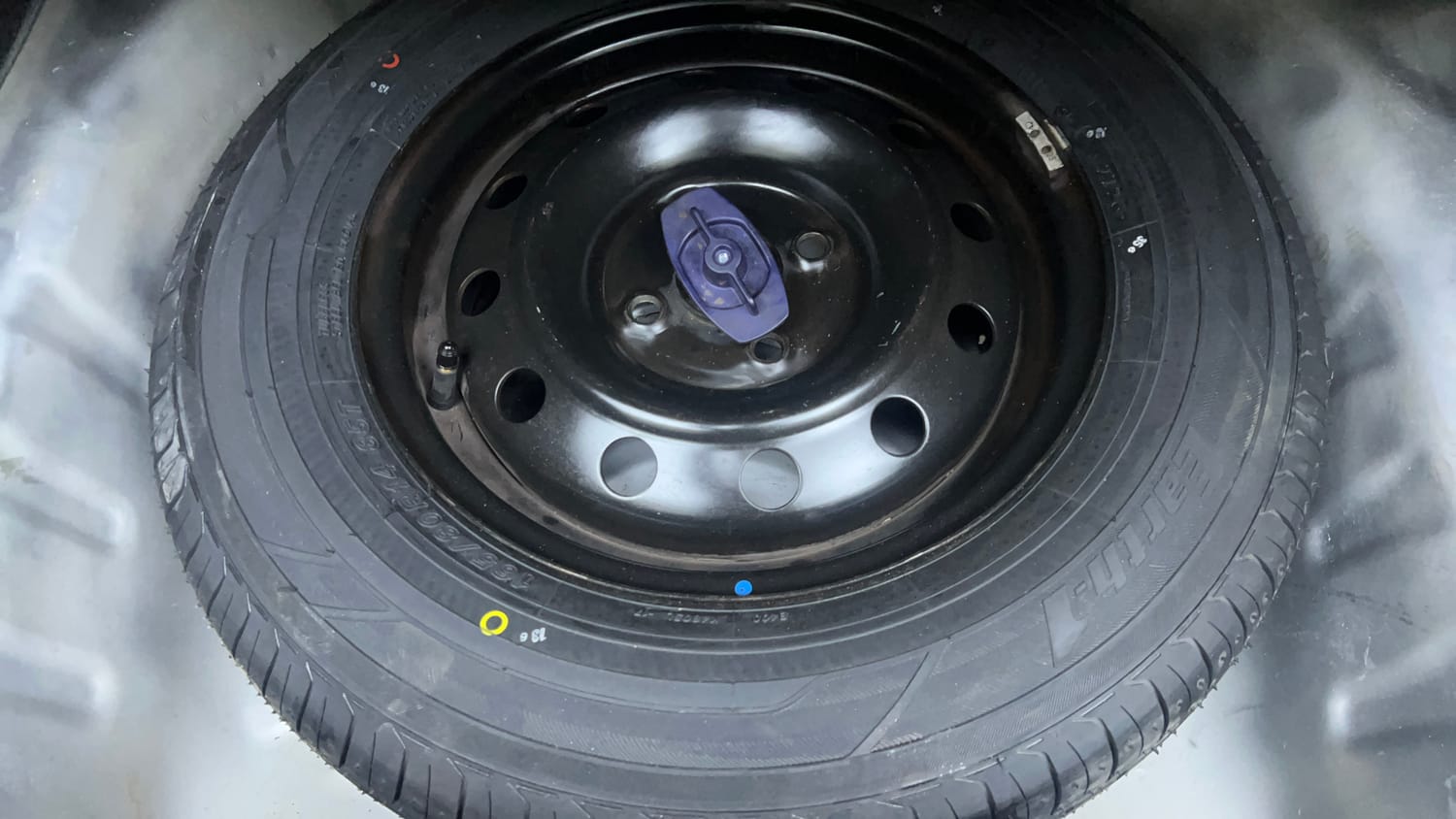 Used 2019 Maruti Suzuki Dzire VXi AMT Petrol Automatic tyres SPARE TYRE VIEW