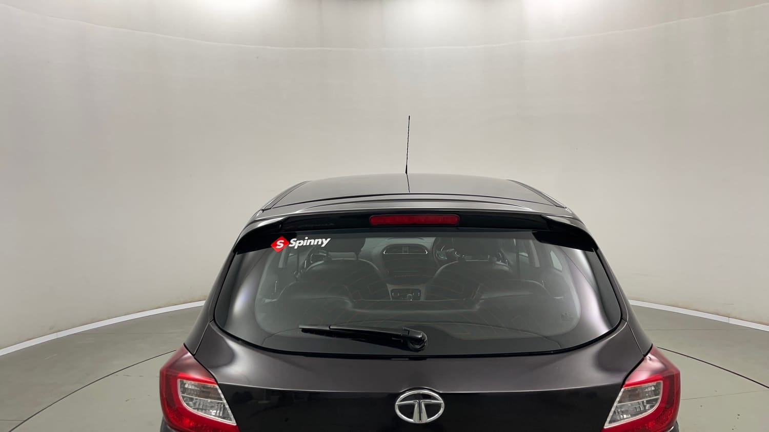 Used 2022 null Petrol Automatic exterior BACK WINDSHIELD VIEW
