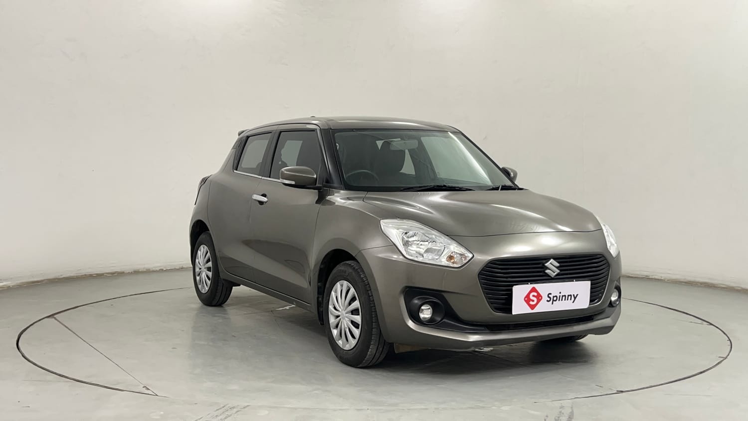 Used 2019 Maruti Suzuki Swift VDi AMT Diesel Automatic exterior RIGHT FRONT CORNER VIEW