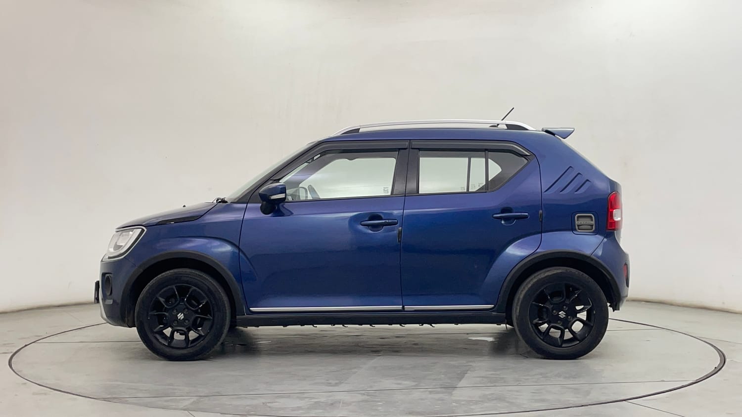 Used 2022 Maruti Suzuki Ignis Alpha 1.2 MT Petrol Manual exterior LEFT SIDE VIEW