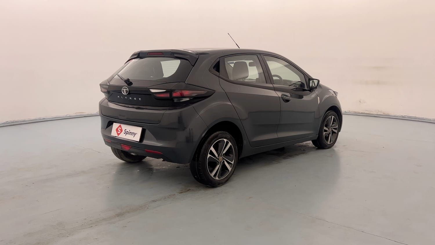 Used 2021 Tata Altroz XZ Petrol Petrol Manual exterior RIGHT REAR CORNER VIEW