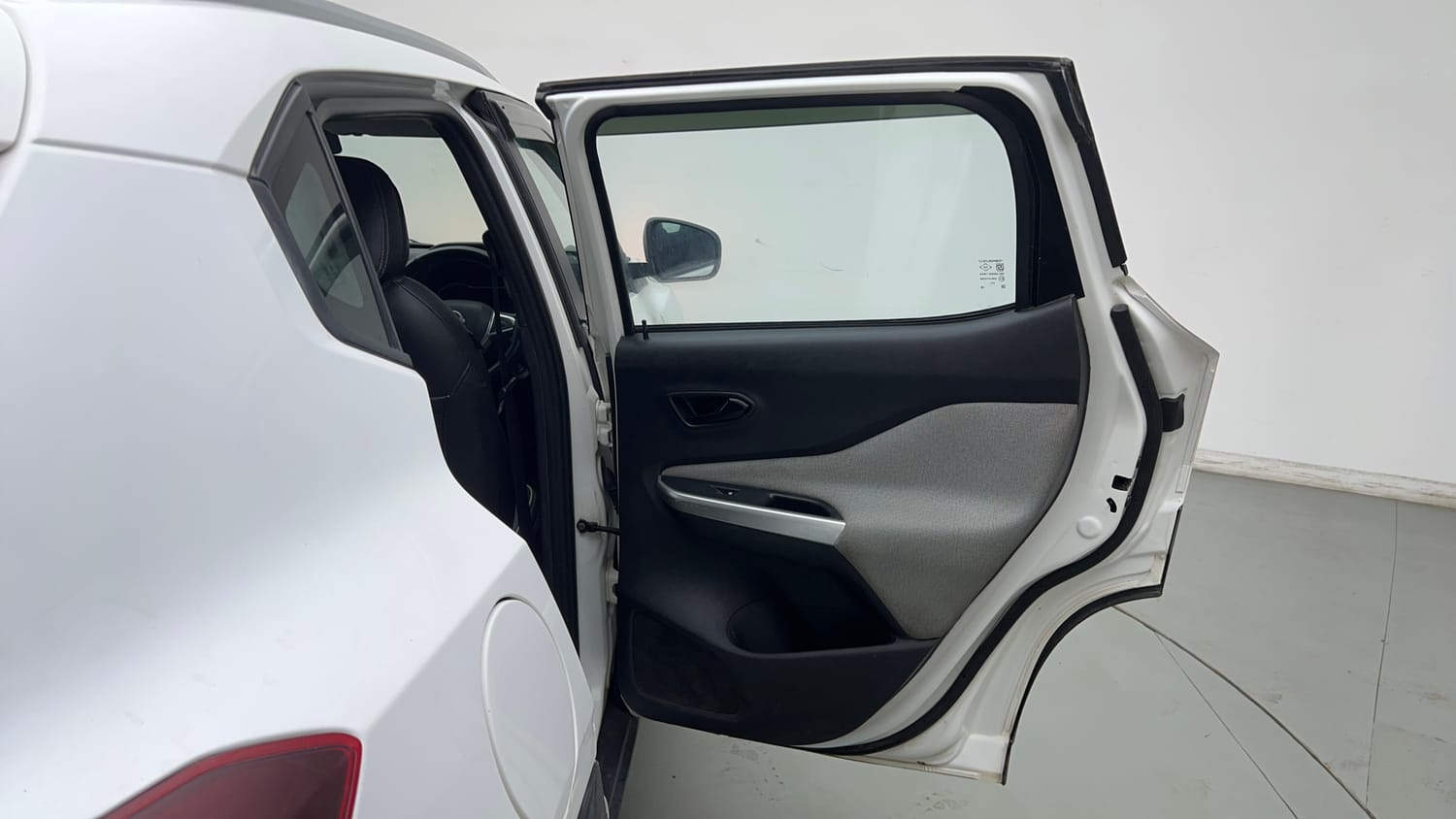 Used 2023 Nissan Magnite XE Petrol Manual interior RIGHT REAR DOOR OPEN VIEW
