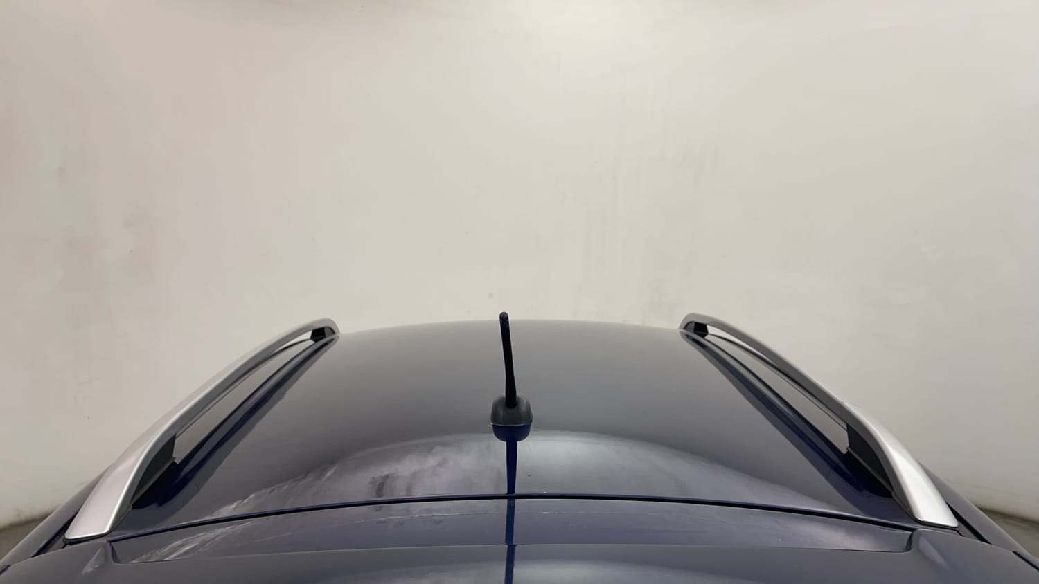 Used 2022 Maruti Suzuki Ignis Alpha 1.2 MT Petrol Manual exterior EXTERIOR ROOF VIEW