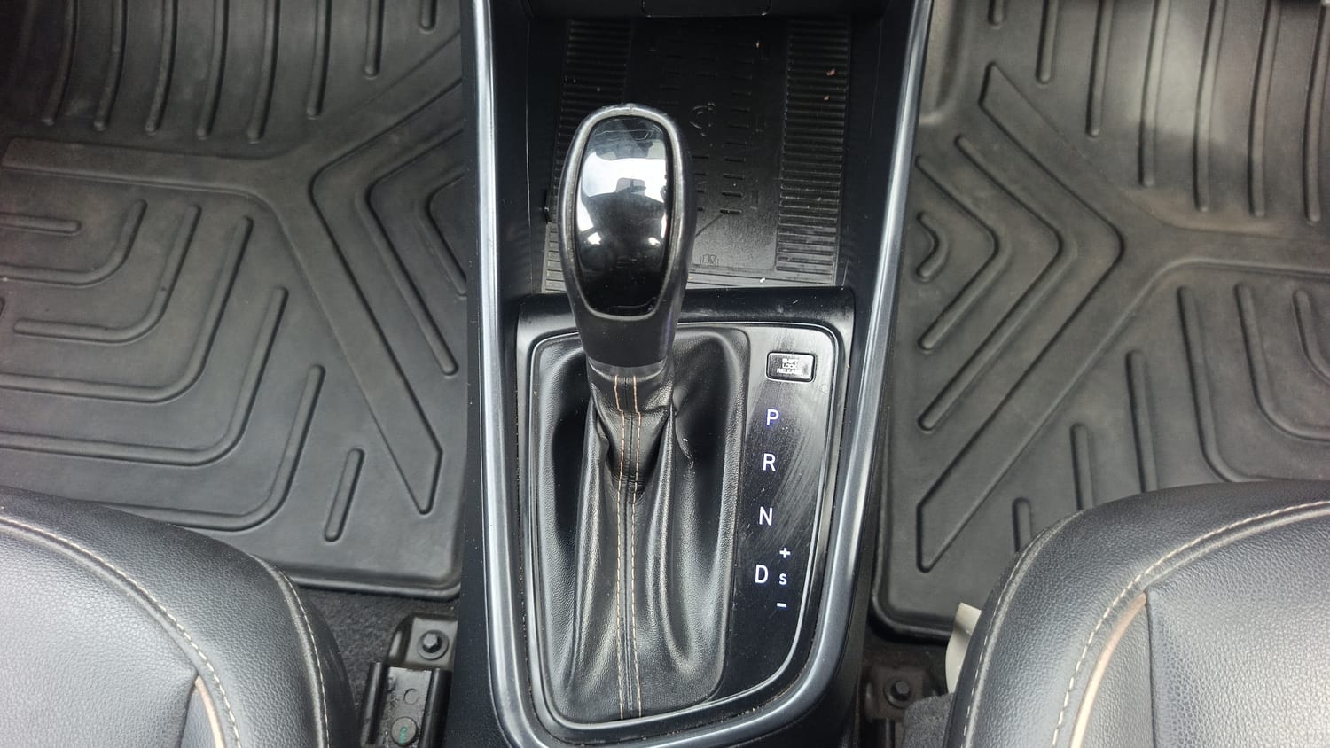 Used 2021 Hyundai New i20 Asta (O) 1.0 Turbo DCT Petrol Automatic interior GEAR  KNOB VIEW