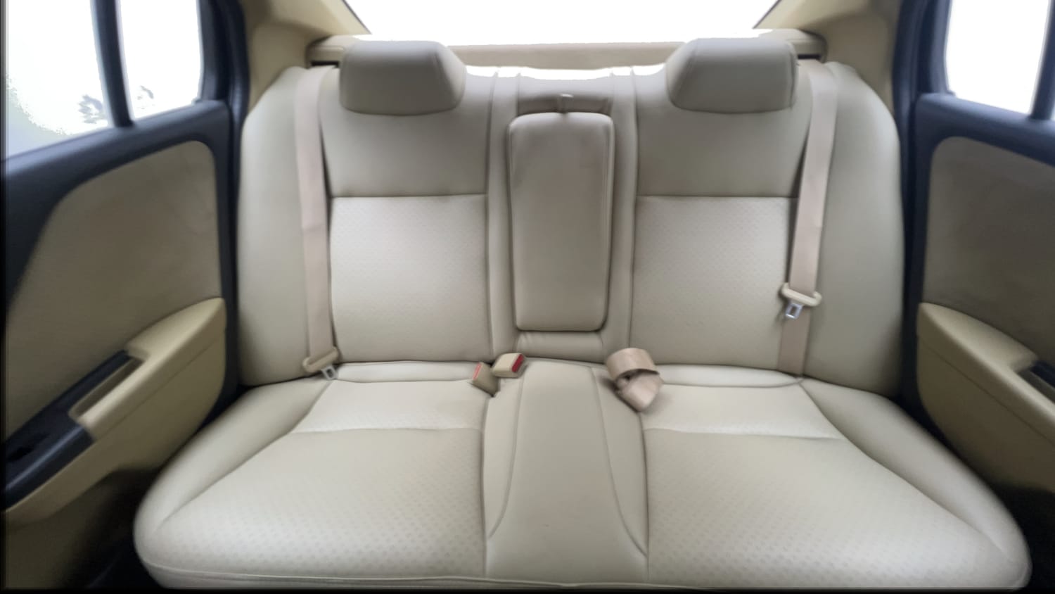 Used 2017 Honda City V Petrol Petrol Manual interior REAR SEAT CONDITION VIEW