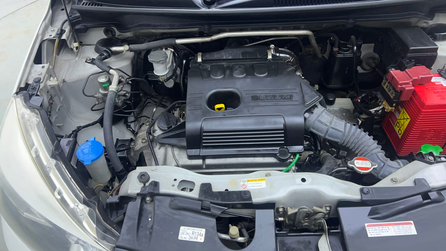 Used 2016 Maruti Suzuki Celerio VXi AMT Petrol Automatic engine ENGINE RIGHT SIDE VIEW