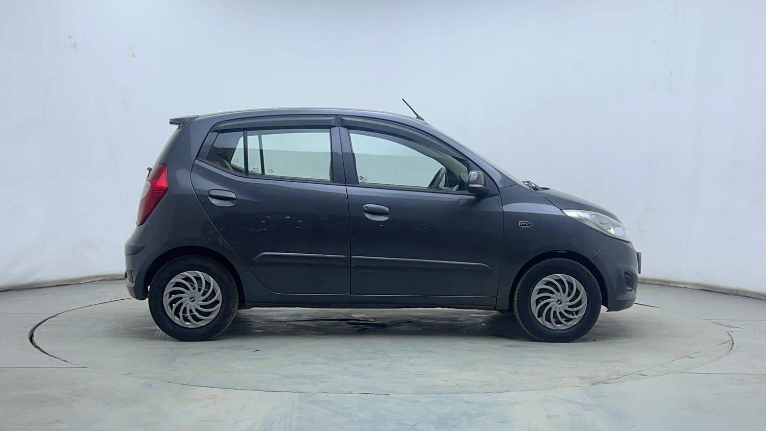 Used 2013 Hyundai i10 Sportz 1.2 Kappa2 Petrol Manual exterior RIGHT SIDE VIEW