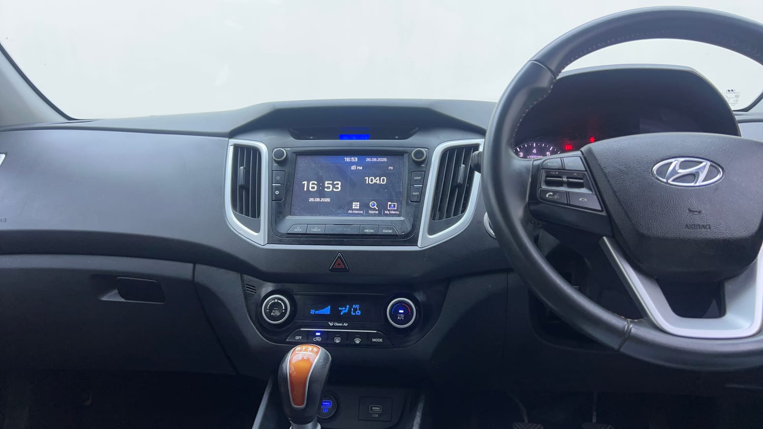 Used 2018 Hyundai Creta SX 1.6 Dual Tone Petrol Petrol Manual interior MUSIC SYSTEM & AC CONTROL VIEW