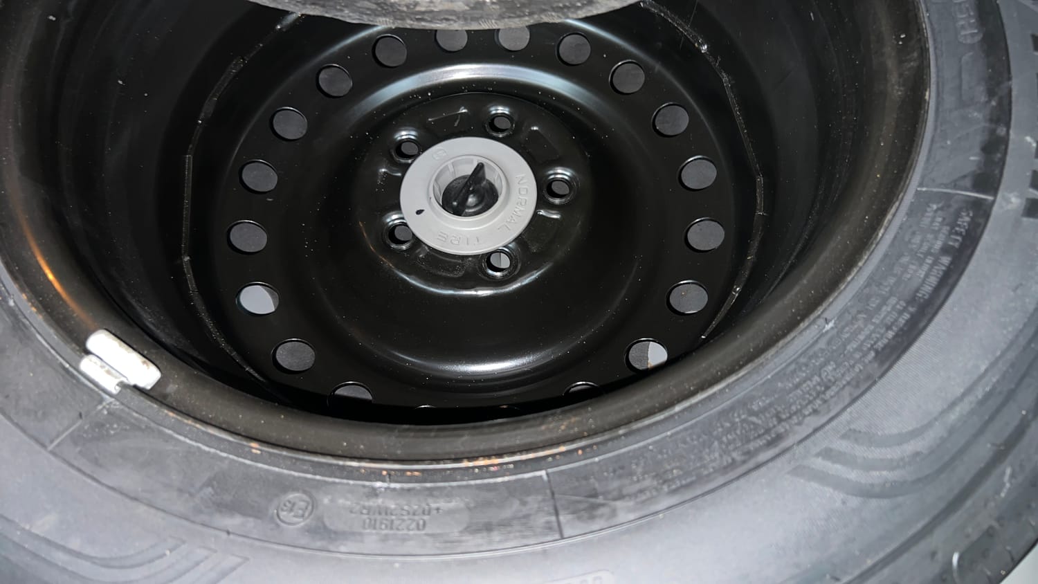 Used 2025 Honda Elevate ZX MT Petrol Manual tyres SPARE TYRE VIEW
