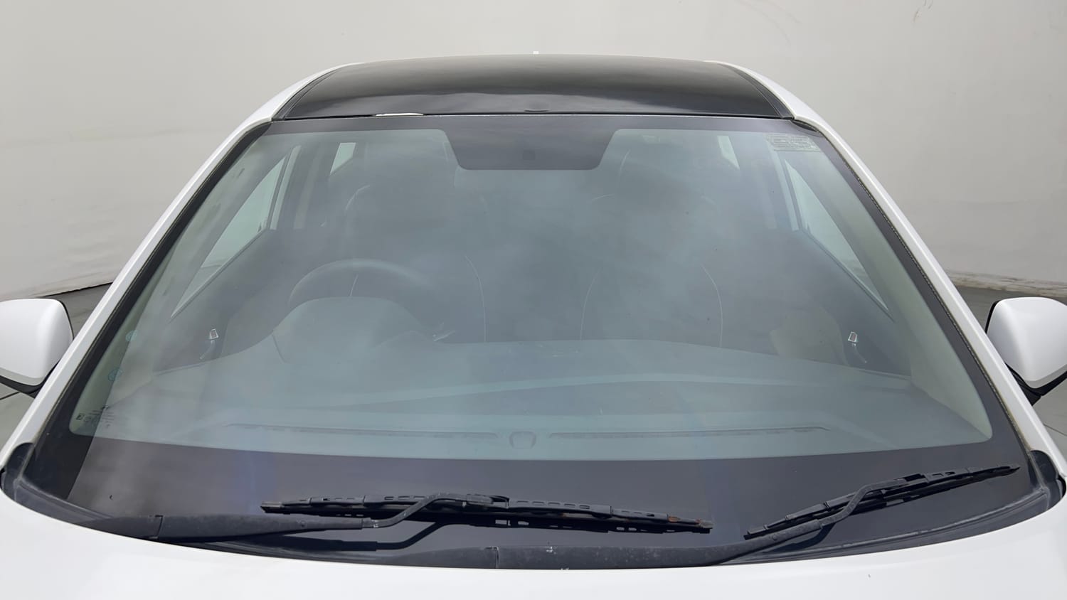 Used 2019 Hyundai Verna EX 1.4 VTVT Petrol Manual exterior FRONT WINDSHIELD VIEW