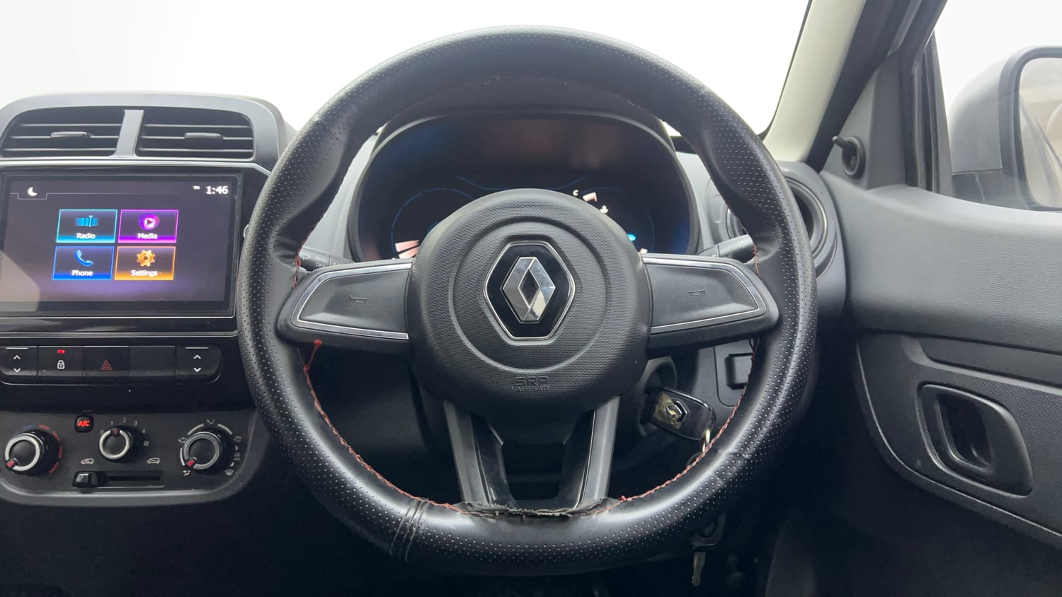 Used 2020 Renault Kwid RXT 1.0 AMT Opt Petrol Automatic interior STEERING VIEW