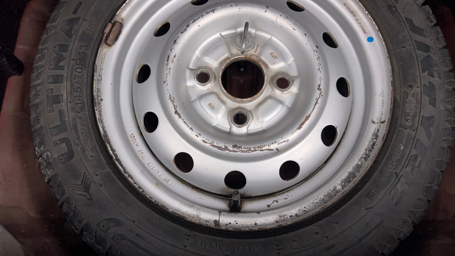 Used 2012 Maruti Suzuki Wagon R LXi Petrol Manual tyres SPARE TYRE VIEW