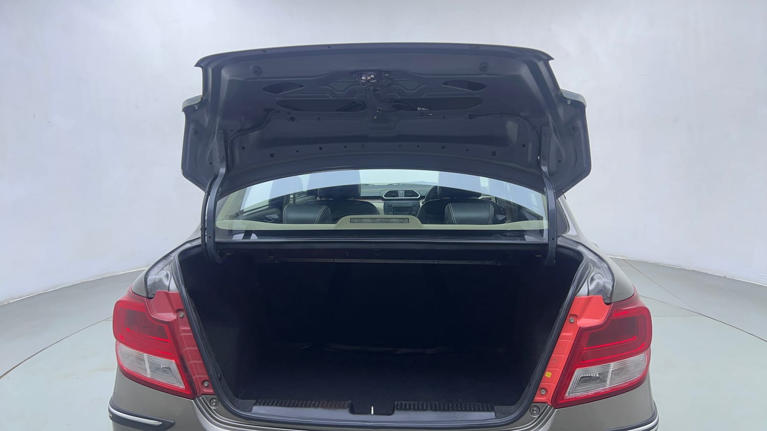 Used 2019 Maruti Suzuki Dzire VXi AMT Petrol Automatic interior DICKY DOOR OPEN VIEW