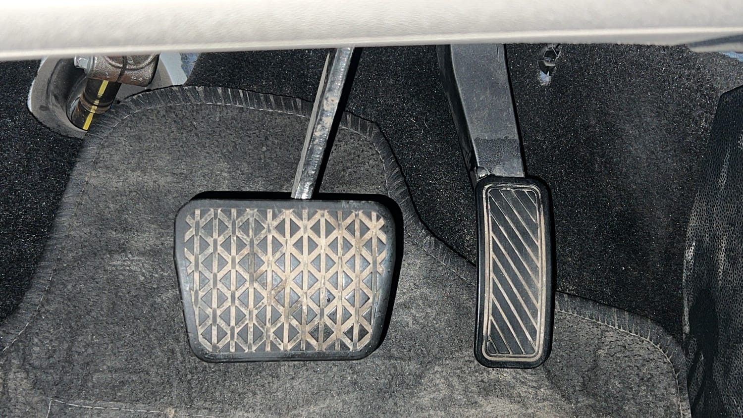 Used 2021 Ford EcoSport Titanium Plus 1.5L Ti-VCT AT Petrol Automatic interior PEDALS VIEW