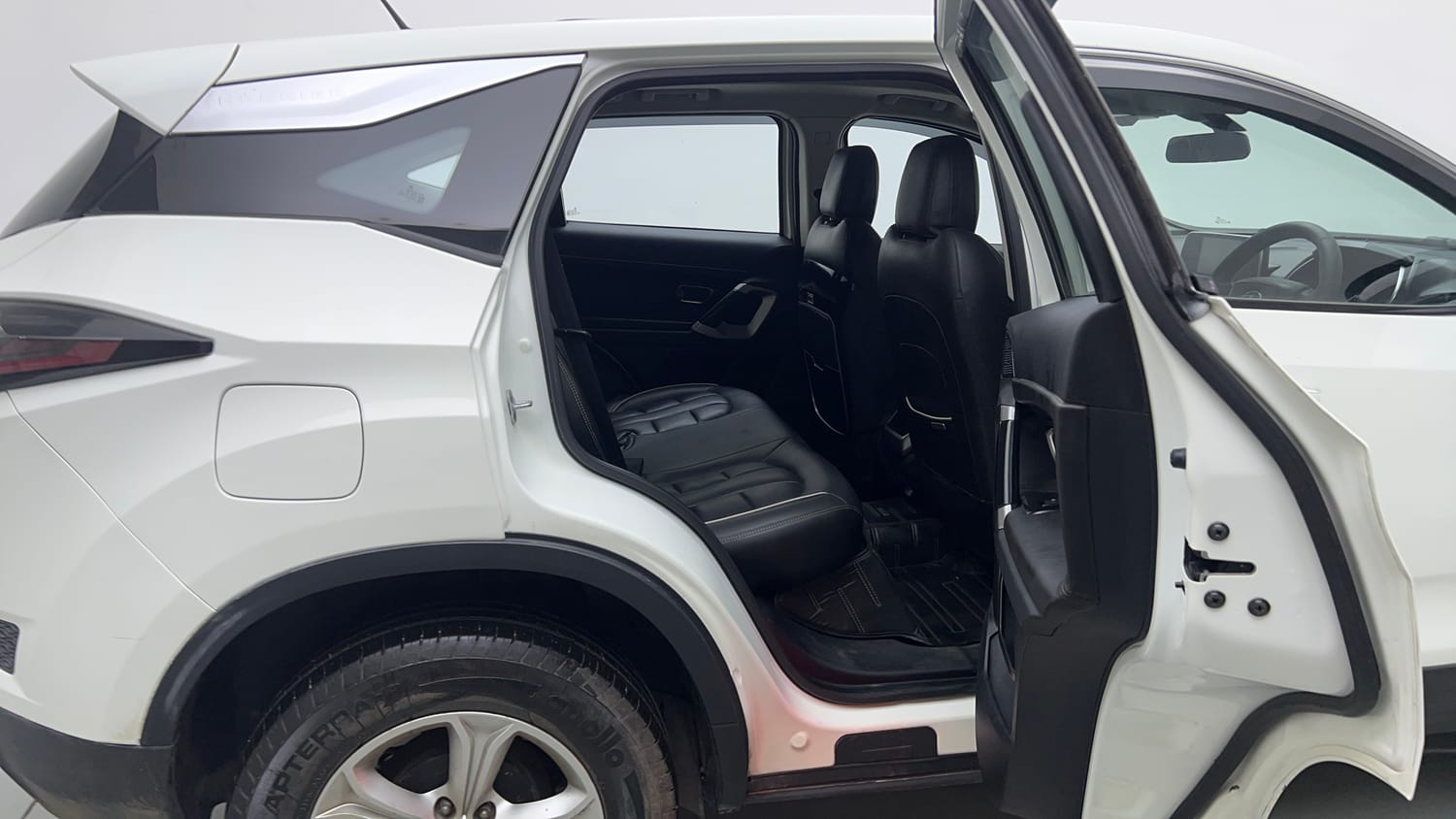 Used 2022 Tata Harrier XTA Plus Diesel Automatic interior RIGHT SIDE REAR DOOR CABIN VIEW