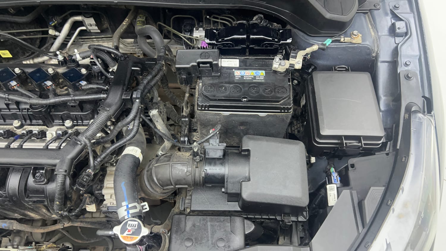 Used 2021 Hyundai i20 Sportz 1.2 MT Petrol Manual engine ENGINE LEFT SIDE VIEW