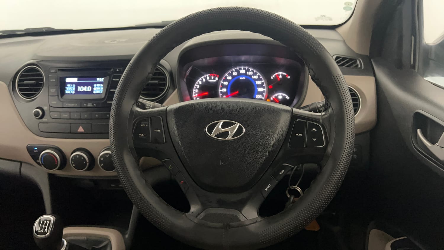 Used 2015 Hyundai Grand i10 Sportz 1.2 Kappa VTVT Petrol Manual interior STEERING VIEW