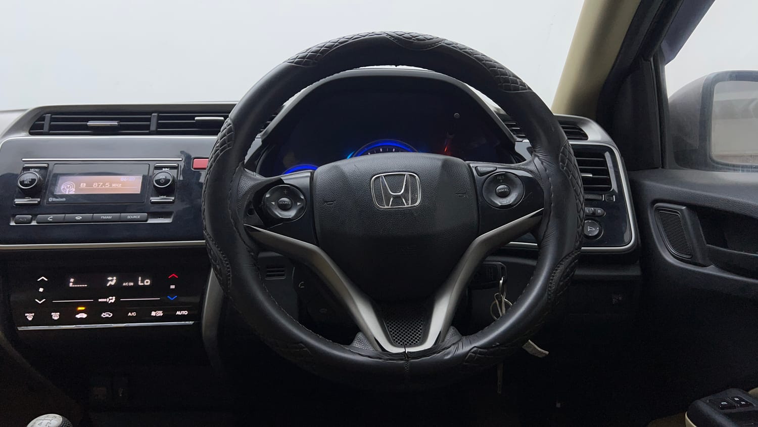 Used 2015 Honda City SV Petrol Manual interior STEERING VIEW