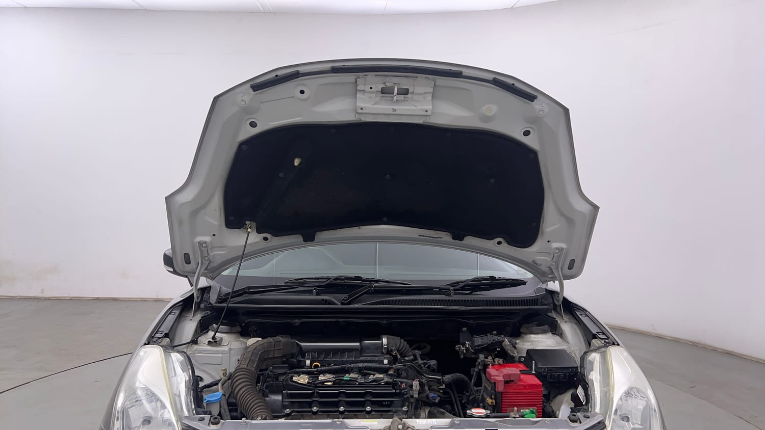Used 2016 Maruti Suzuki Baleno Delta 1.2 Petrol Manual engine ENGINE & BONNET OPEN FRONT VIEW