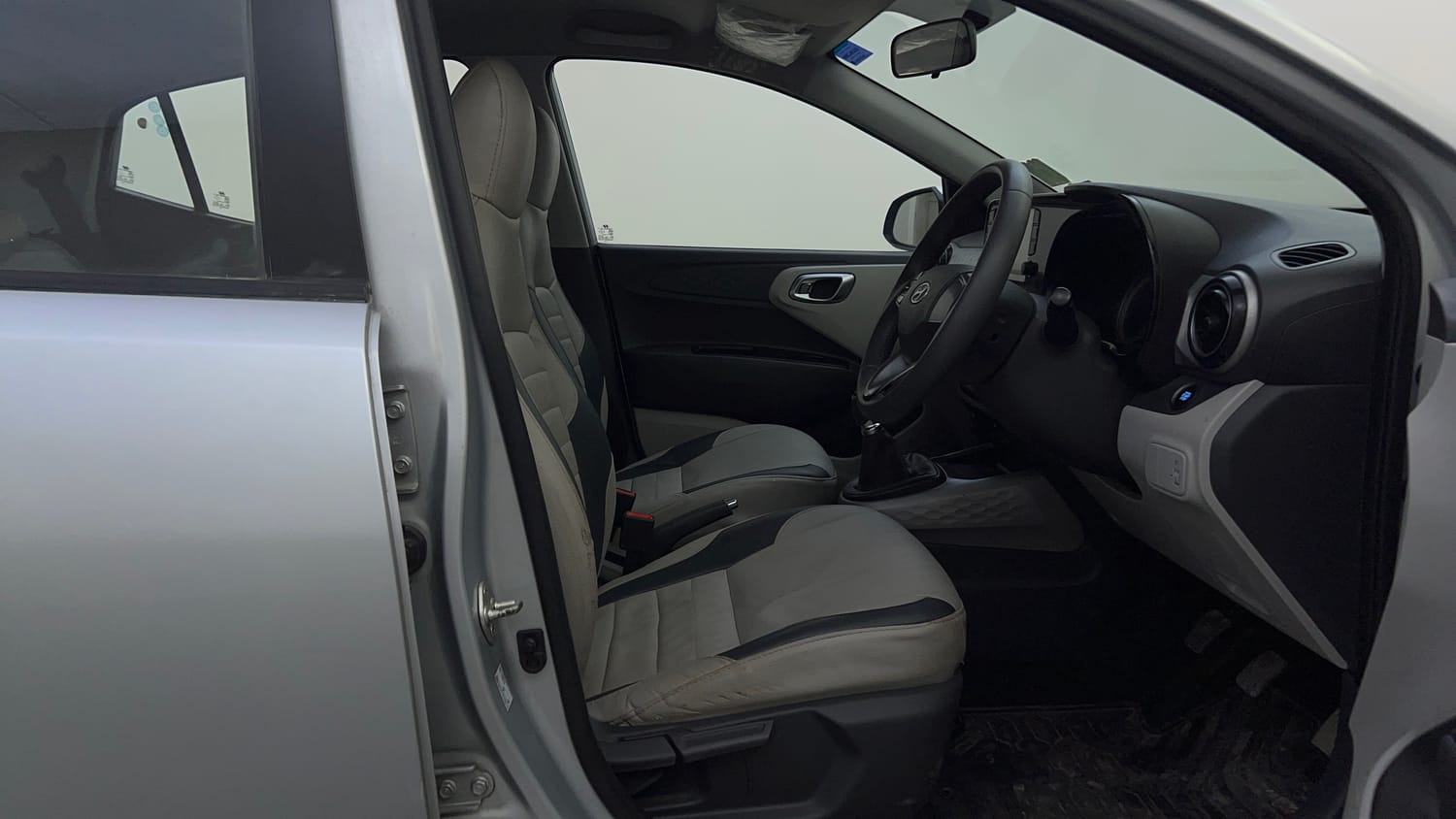 Used 2021 Hyundai Grand i10 Nios Asta 1.2 Kappa VTVT Petrol Manual interior RIGHT SIDE FRONT DOOR CABIN VIEW