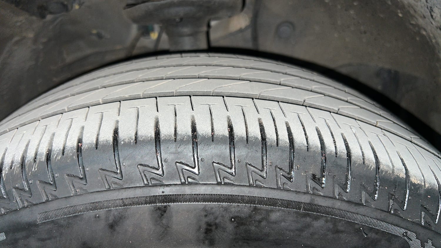 Used 2025 Honda Elevate ZX MT Petrol Manual tyres RIGHT FRONT TYRE TREAD VIEW