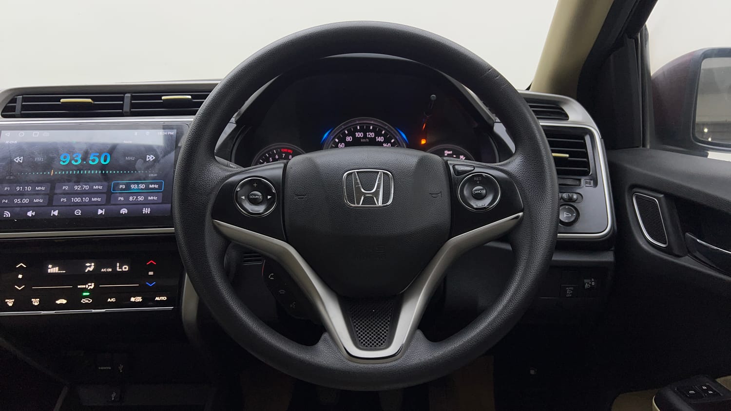 Used 2017 Honda City V Petrol Petrol Manual interior STEERING VIEW
