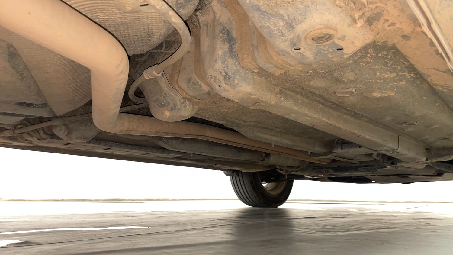 Used 2022 Hyundai Venue SX 1.5 CRDi Diesel Manual extra REAR RIGHT UNDERBODY VIEW