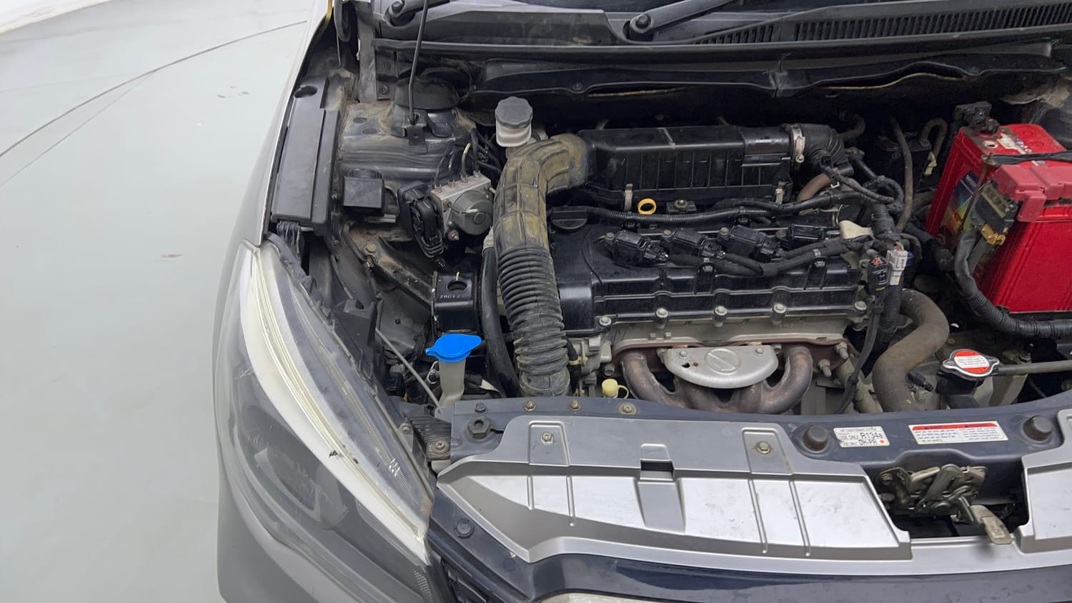Used 2018 Maruti Suzuki Ciaz Alpha Hybrid 1.5 Petrol Manual engine ENGINE RIGHT SIDE VIEW