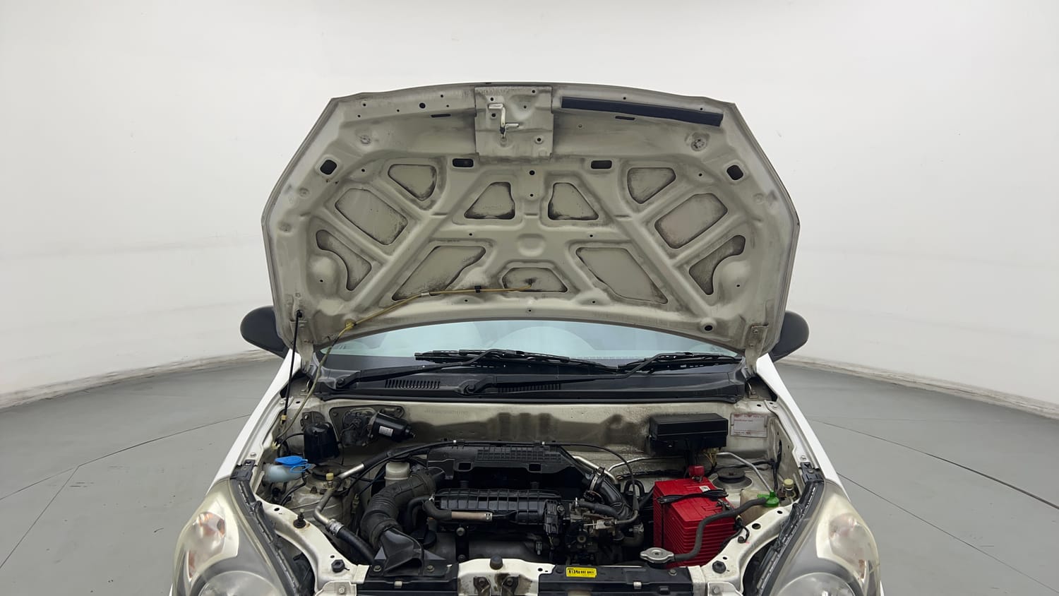Used 2015 Maruti Suzuki Alto 800 Lxi Petrol Manual engine ENGINE & BONNET OPEN FRONT VIEW