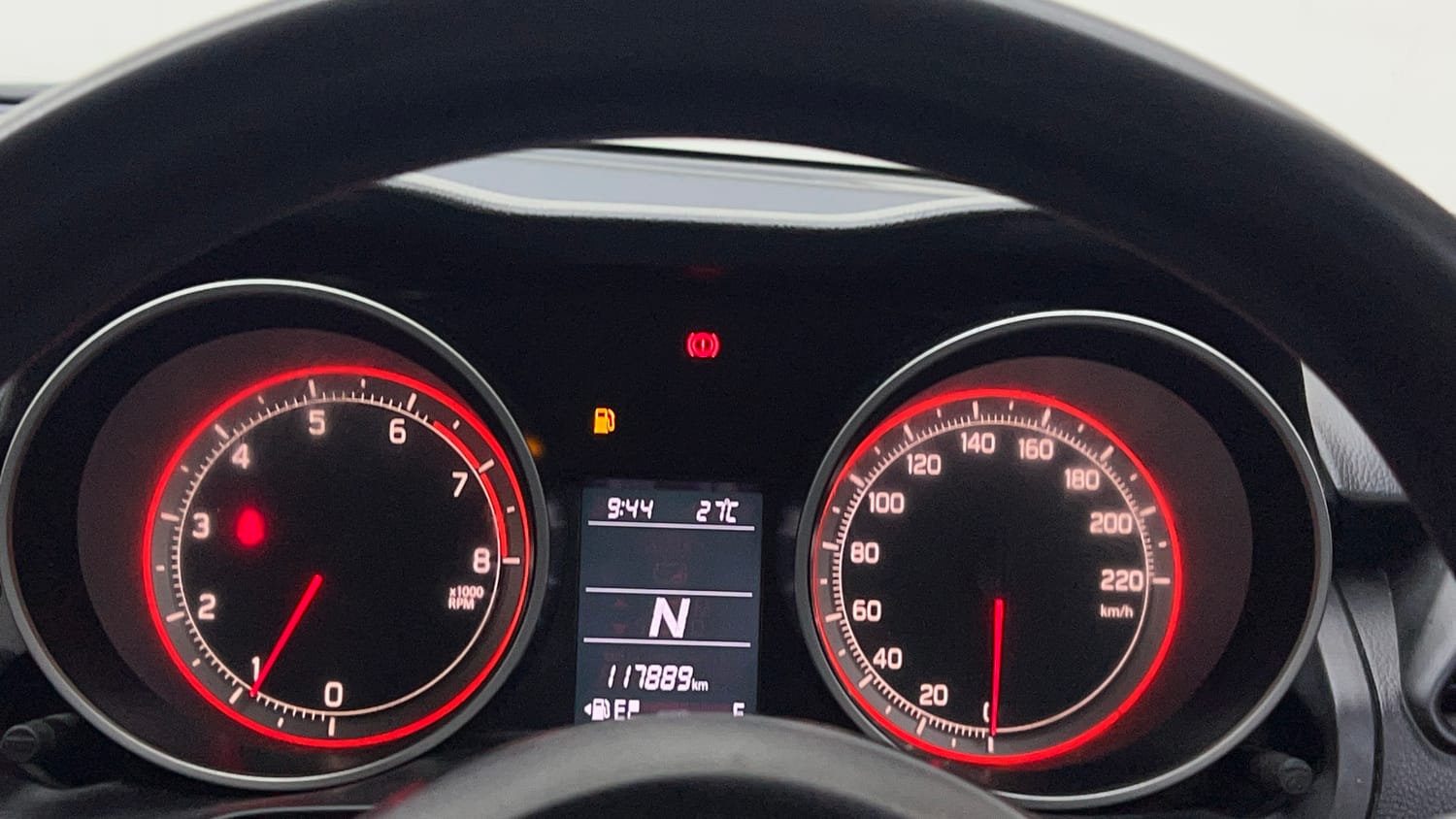 Used 2018 Maruti Suzuki Swift VXi AMT Petrol Automatic interior CLUSTERMETER VIEW