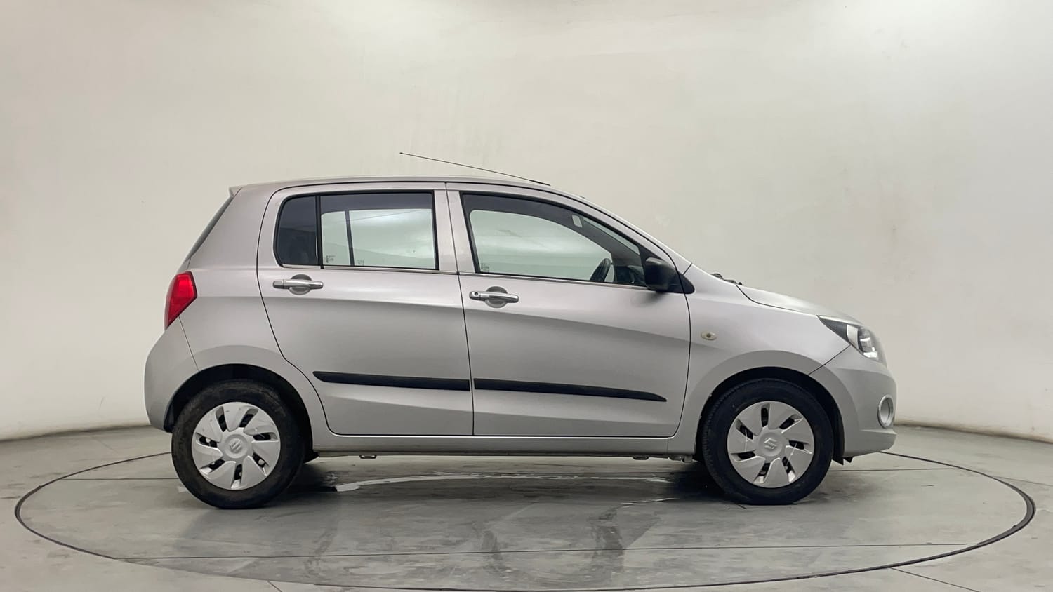 Used 2014 Maruti Suzuki Celerio VXi Petrol Manual exterior RIGHT SIDE VIEW