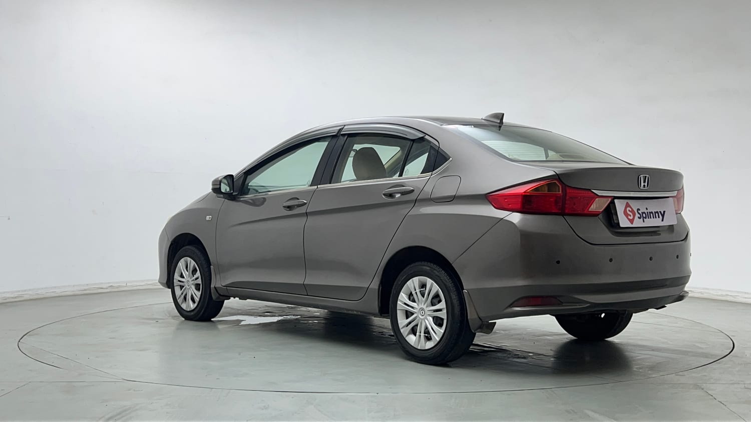 Used 2015 Honda City SV Petrol Manual exterior LEFT REAR CORNER VIEW
