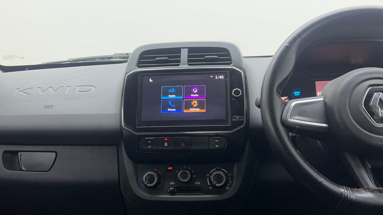 Used 2020 Renault Kwid RXT 1.0 AMT Opt Petrol Automatic interior MUSIC SYSTEM & AC CONTROL VIEW