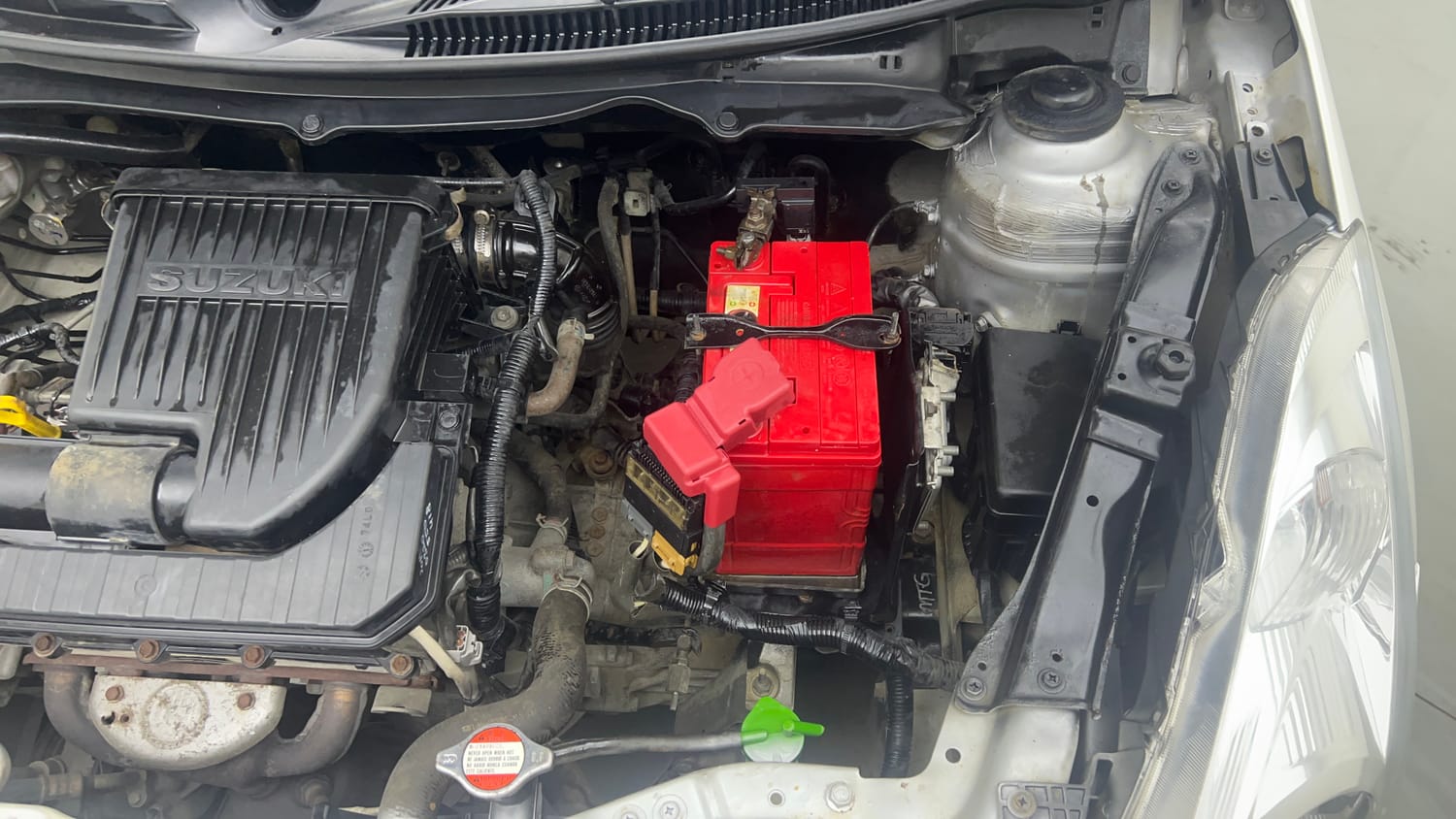 Used 2015 Maruti Suzuki Swift VXi Petrol Manual engine ENGINE LEFT SIDE VIEW