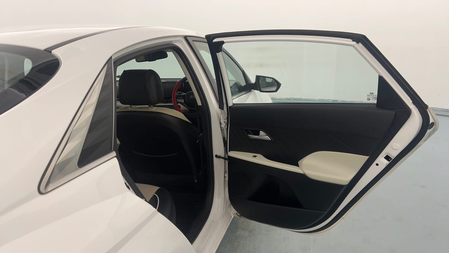 Used 2024 Hyundai Verna SX 1.5 Petrol MT Petrol Manual interior RIGHT REAR DOOR OPEN VIEW
