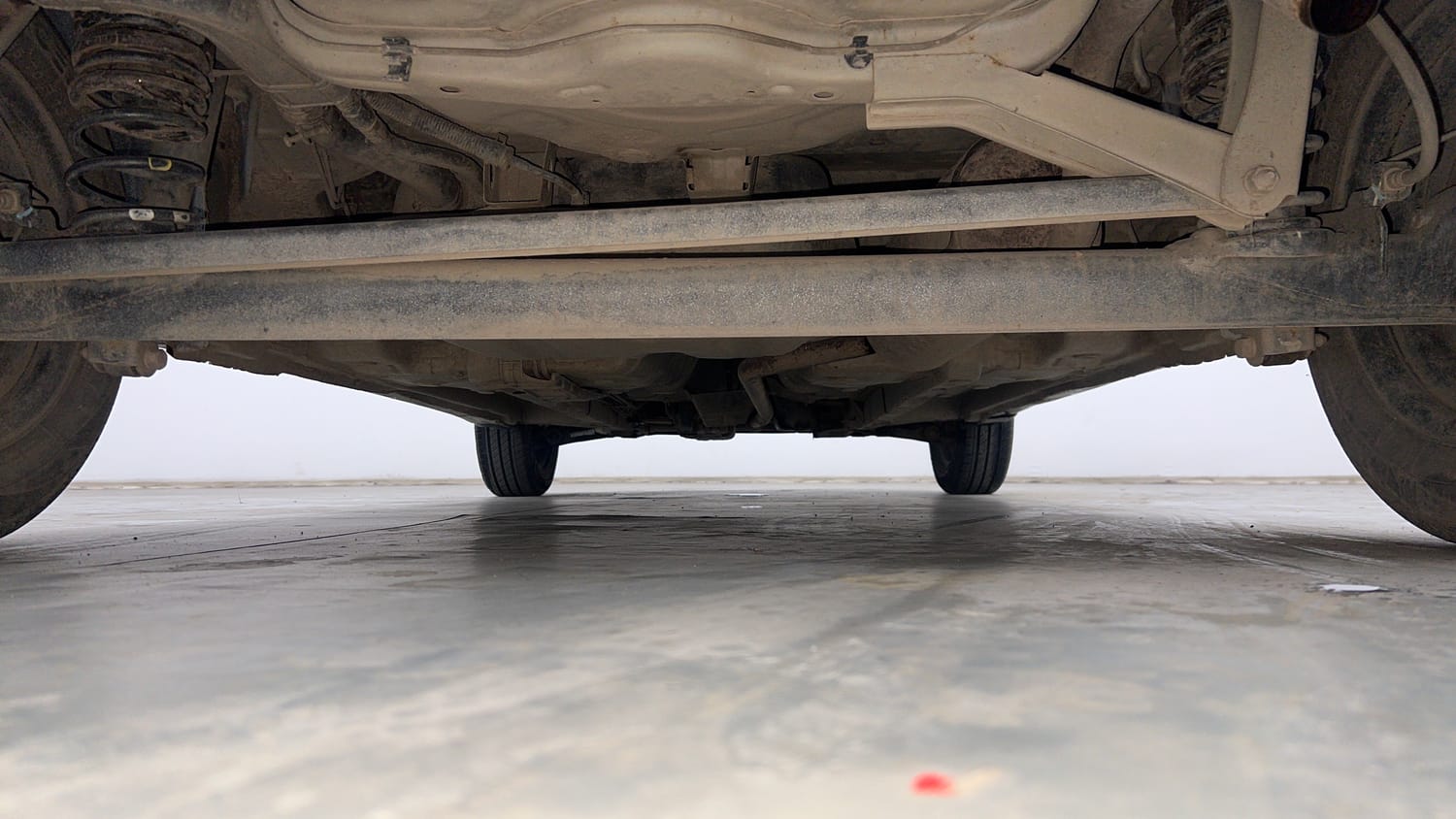 Used 2014 Hyundai Eon Sportz Petrol Manual extra REAR UNDERBODY VIEW (TAKEN FROM REAR)