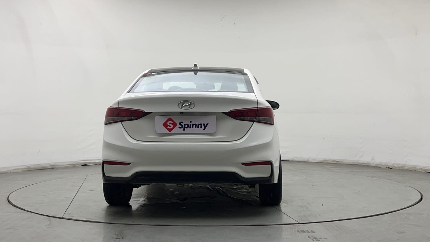Used 2019 Hyundai Verna EX 1.4 VTVT Petrol Manual exterior BACK VIEW