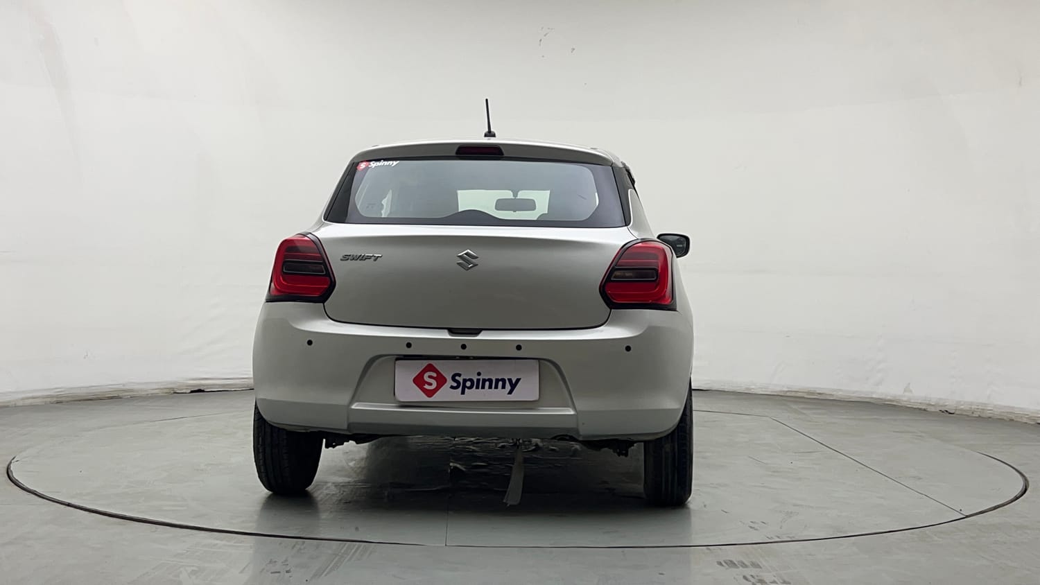 Used 2018 Maruti Suzuki Swift VXi AMT Petrol Automatic exterior BACK VIEW