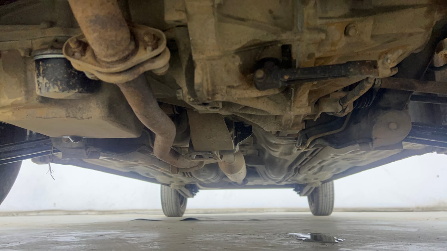 Used 2015 Maruti Suzuki Alto K10 VXi Petrol Manual extra FRONT LEFT UNDERBODY VIEW