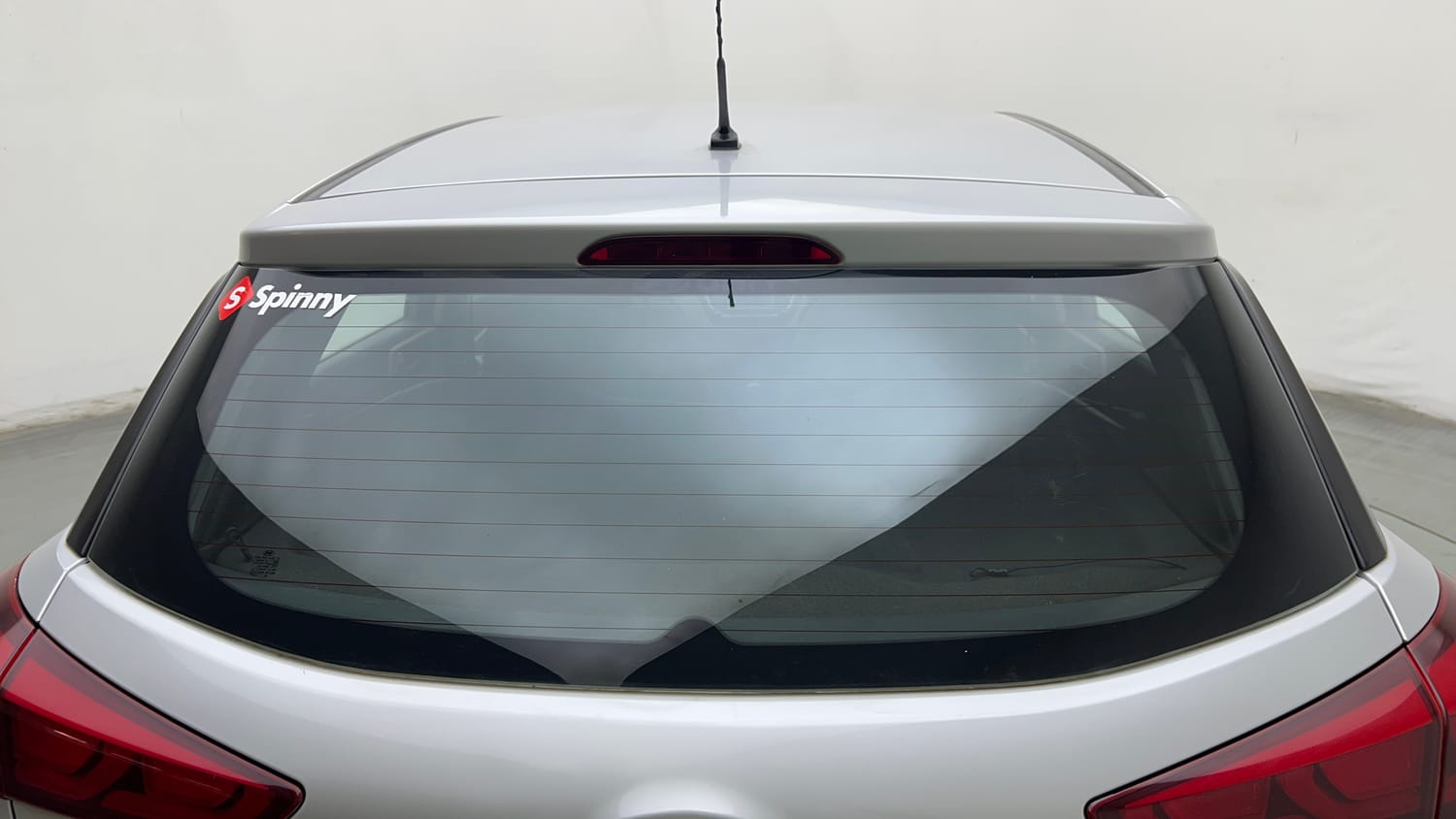Used 2017 Hyundai Elite i20 Sportz 1.2 Petrol Manual exterior BACK WINDSHIELD VIEW