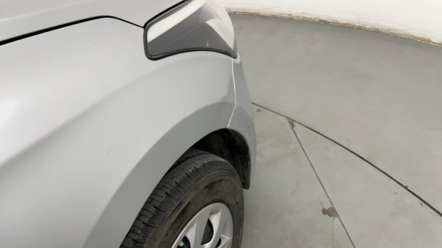 Used 2017 Hyundai Elite i20 Sportz 1.2 Petrol Manual dents MINOR DENT