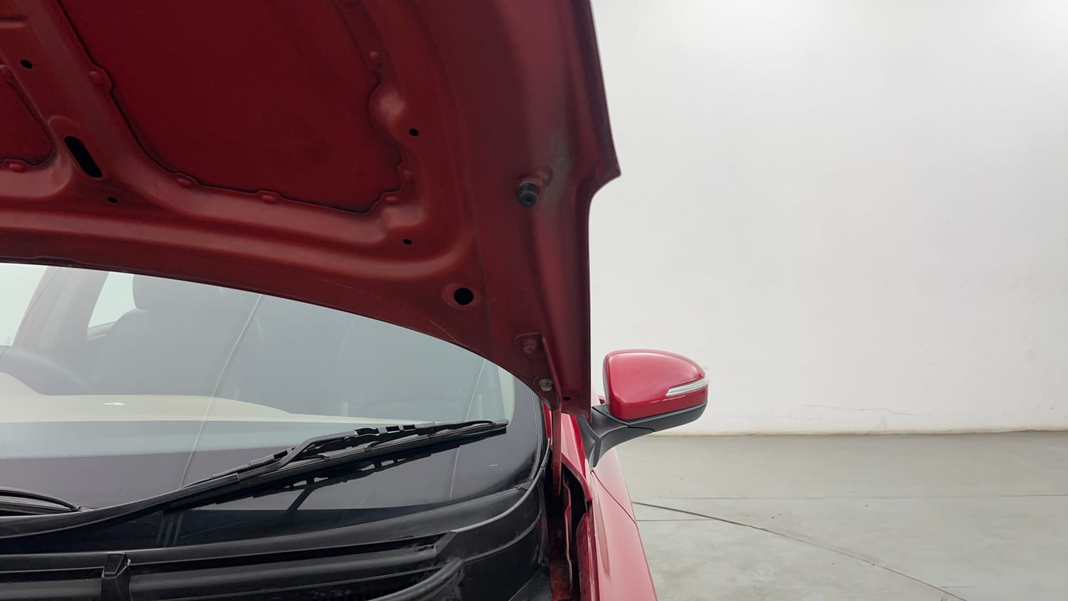 Used 2017 Hyundai Elite i20 Asta 1.2 Petrol Manual engine ENGINE LEFT SIDE HINGE & APRON VIEW