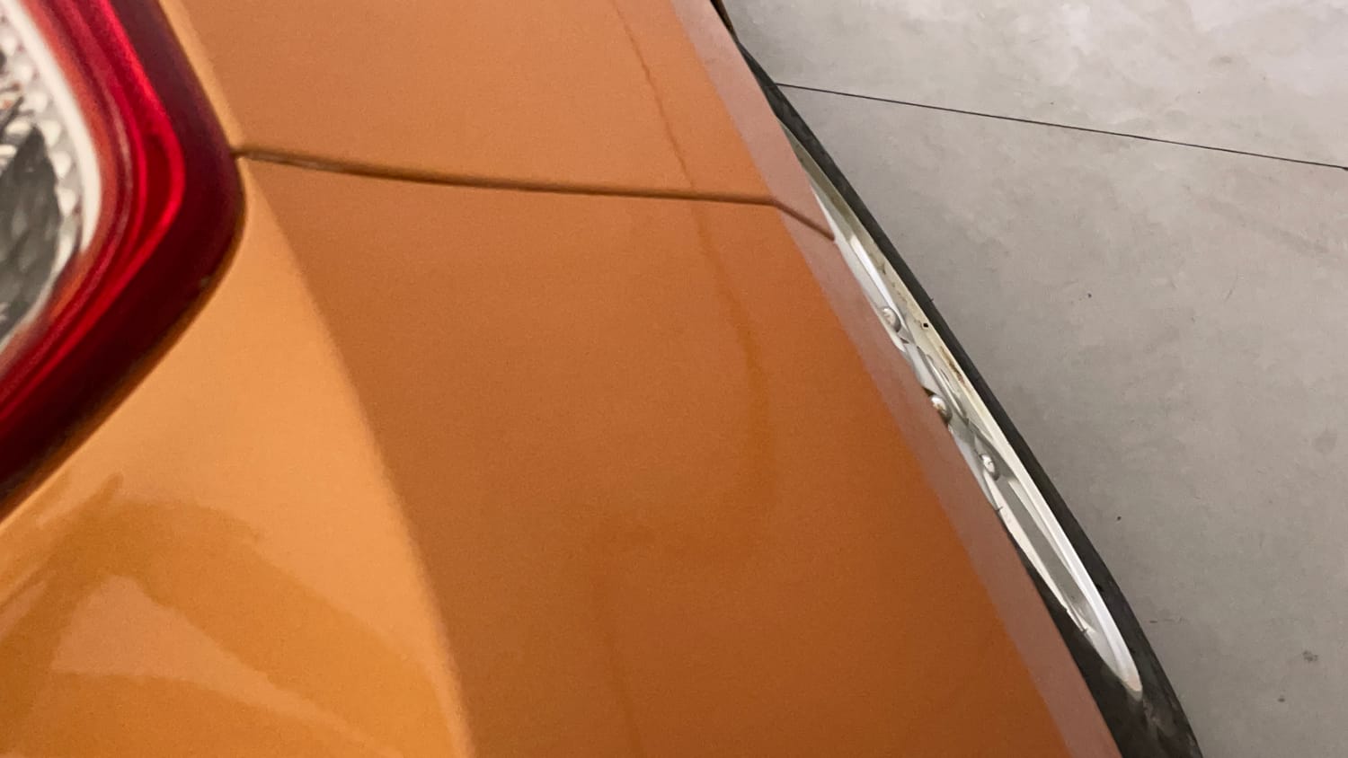 Used 2015 Hyundai Grand i10 Asta AT 1.2 Kappa VTVT Petrol Automatic dents MINOR SCRATCH
