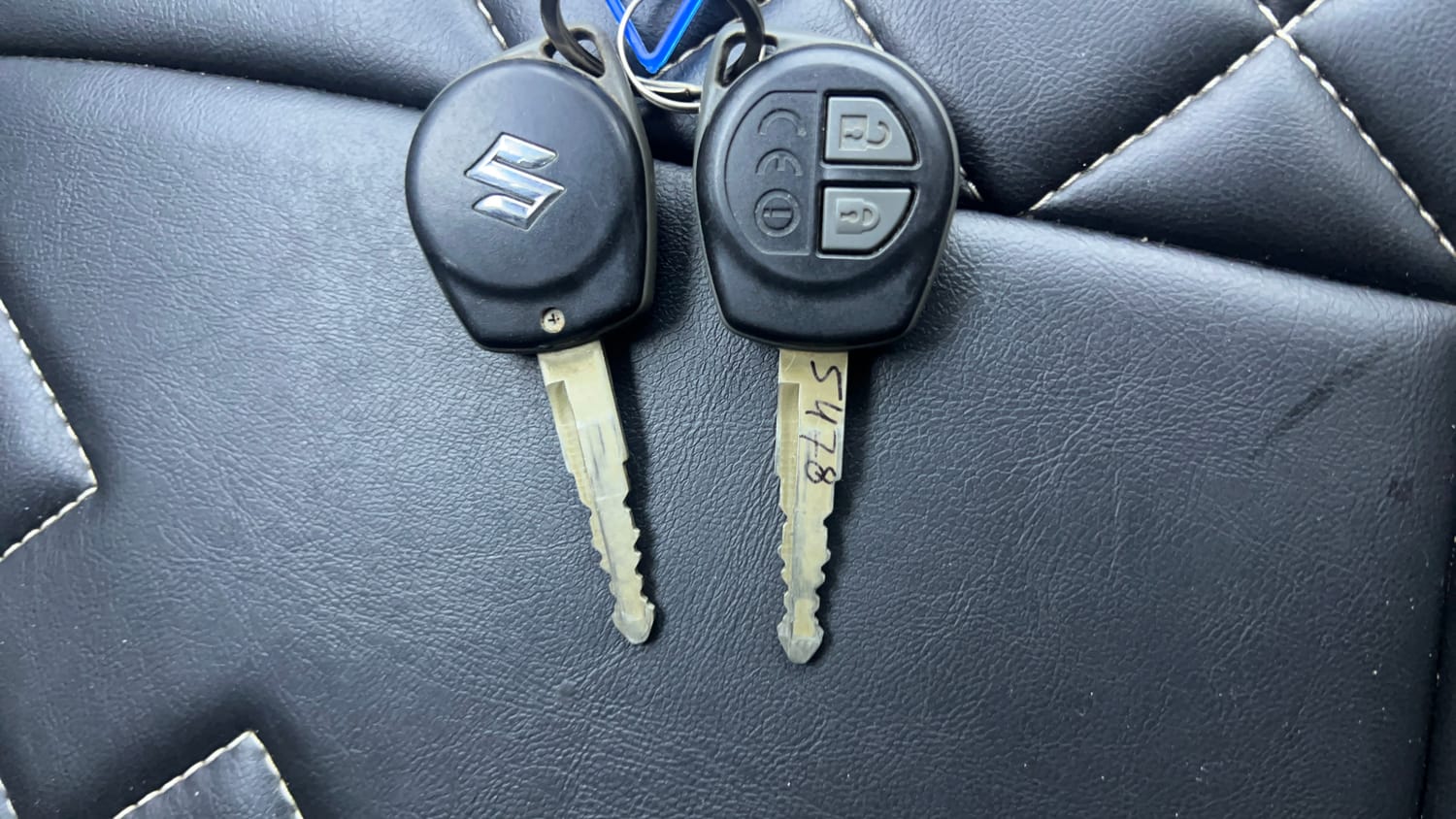 Used 2019 Maruti Suzuki Dzire VXi AMT Petrol Automatic extra CAR KEY VIEW