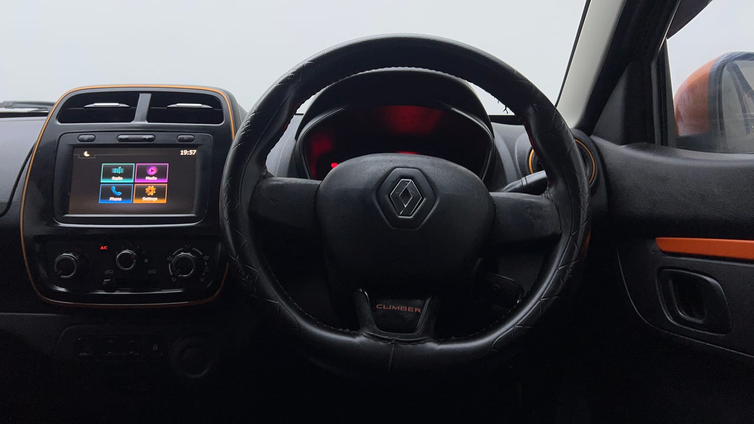 Used 2018 Renault Kwid CLIMBER 1.0 Petrol Manual interior STEERING VIEW