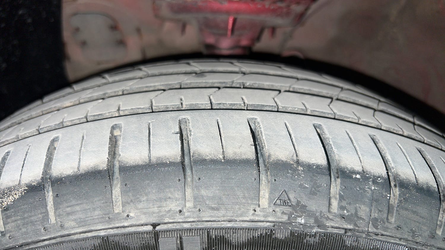 Used 2017 Hyundai Elite i20 Asta 1.2 Petrol Manual tyres LEFT FRONT TYRE TREAD VIEW