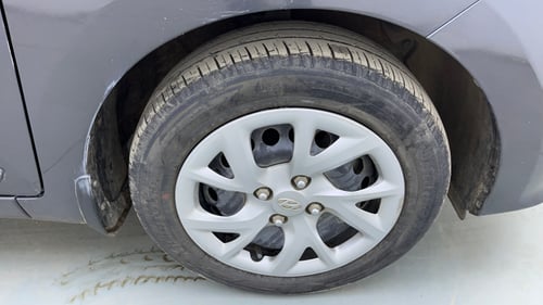 Used 2020 Hyundai Grand i10 Sportz 1.2 Kappa VTVT Petrol Manual tyres RIGHT FRONT TYRE RIM VIEW