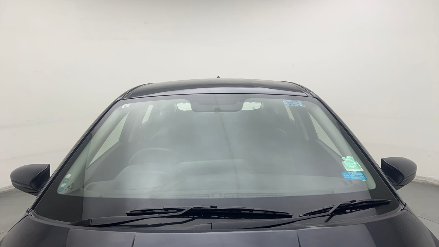 Used 2021 Hyundai i20 Sportz 1.2 MT Petrol Manual exterior FRONT WINDSHIELD VIEW